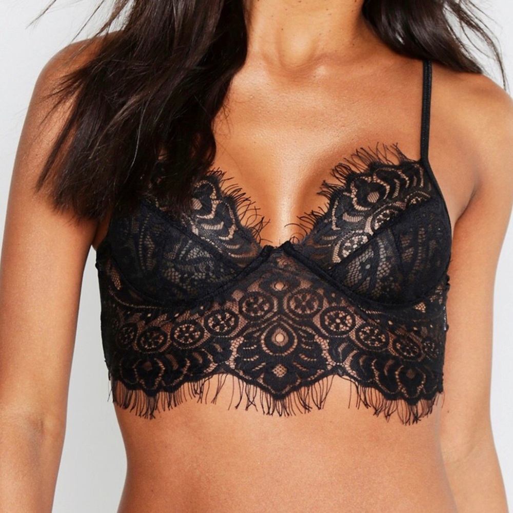 Eyelash Scallop Bralet